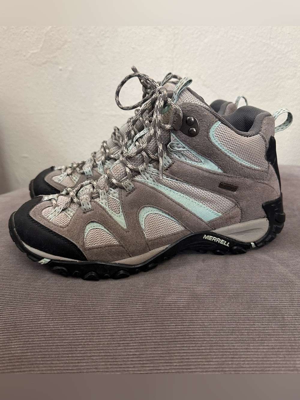 Merrell Energies Castle Rock/Egg Shell Mid Hike Boot Women’s 9 Waterproof